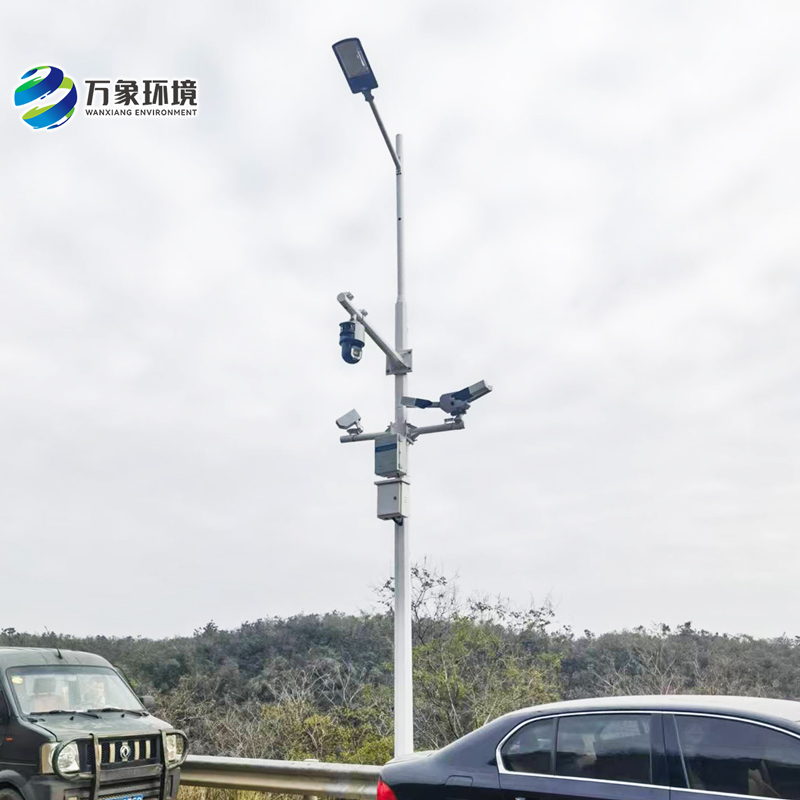 ​​团雾预警监测系统是一款高速公路能见度监测仪器